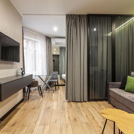 Studio Near Opera Lviv Dış mekan fotoğraf