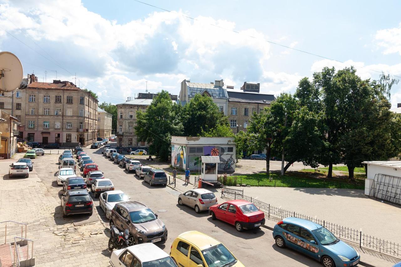 Studio Near Opera Lviv Dış mekan fotoğraf
