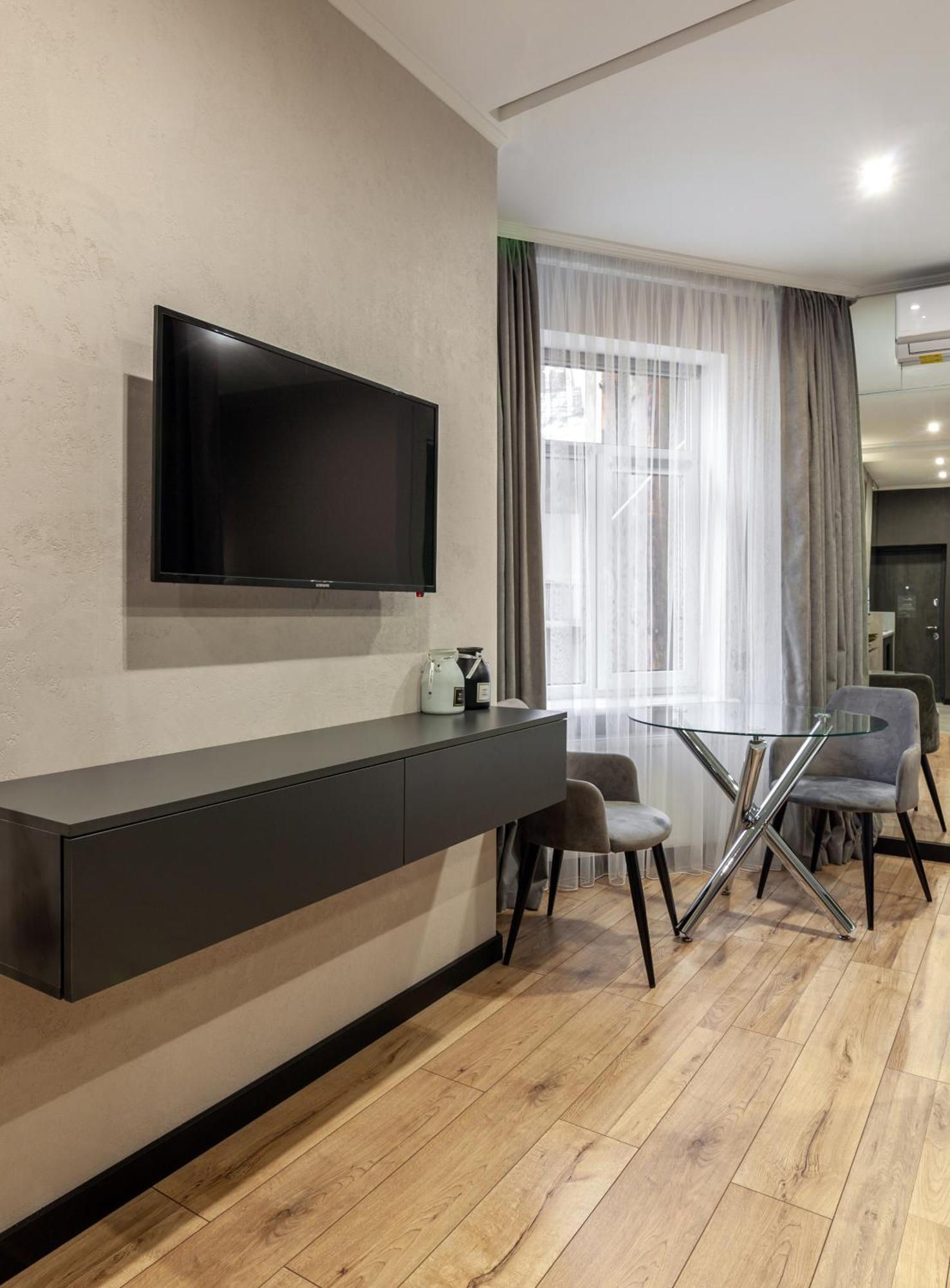 Studio Near Opera Lviv Dış mekan fotoğraf